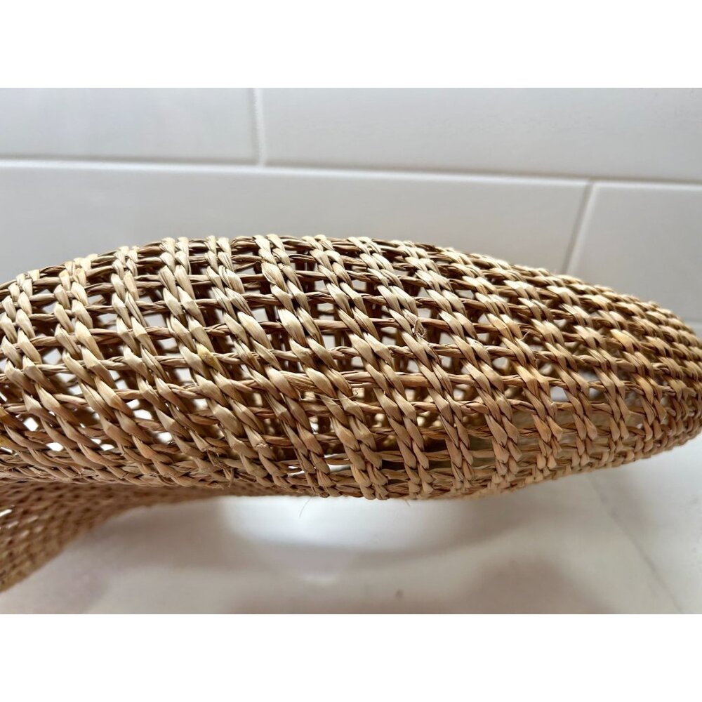 Woven Grass Medium Half-Round Beach Everyday Tote Bag - Picture 4 of 6